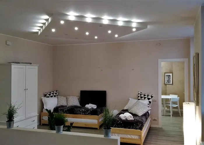 Marconi Loggia Delle Erbe * Βερόνα