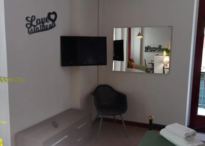 Marconi Loggia Delle Erbe * Verona