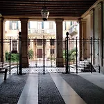 Marconi Loggia Delle Erbe Appartamento Verona