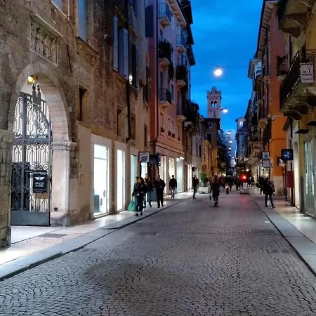 Lejlighed Marconi Loggia Delle Erbe *